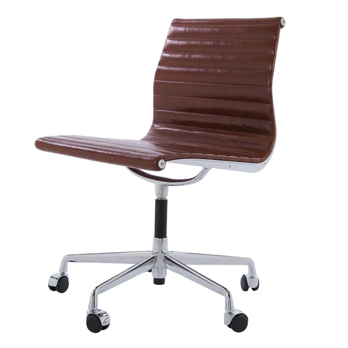 Charles Eames style, Cadeira de conferência EA105 pelle antico